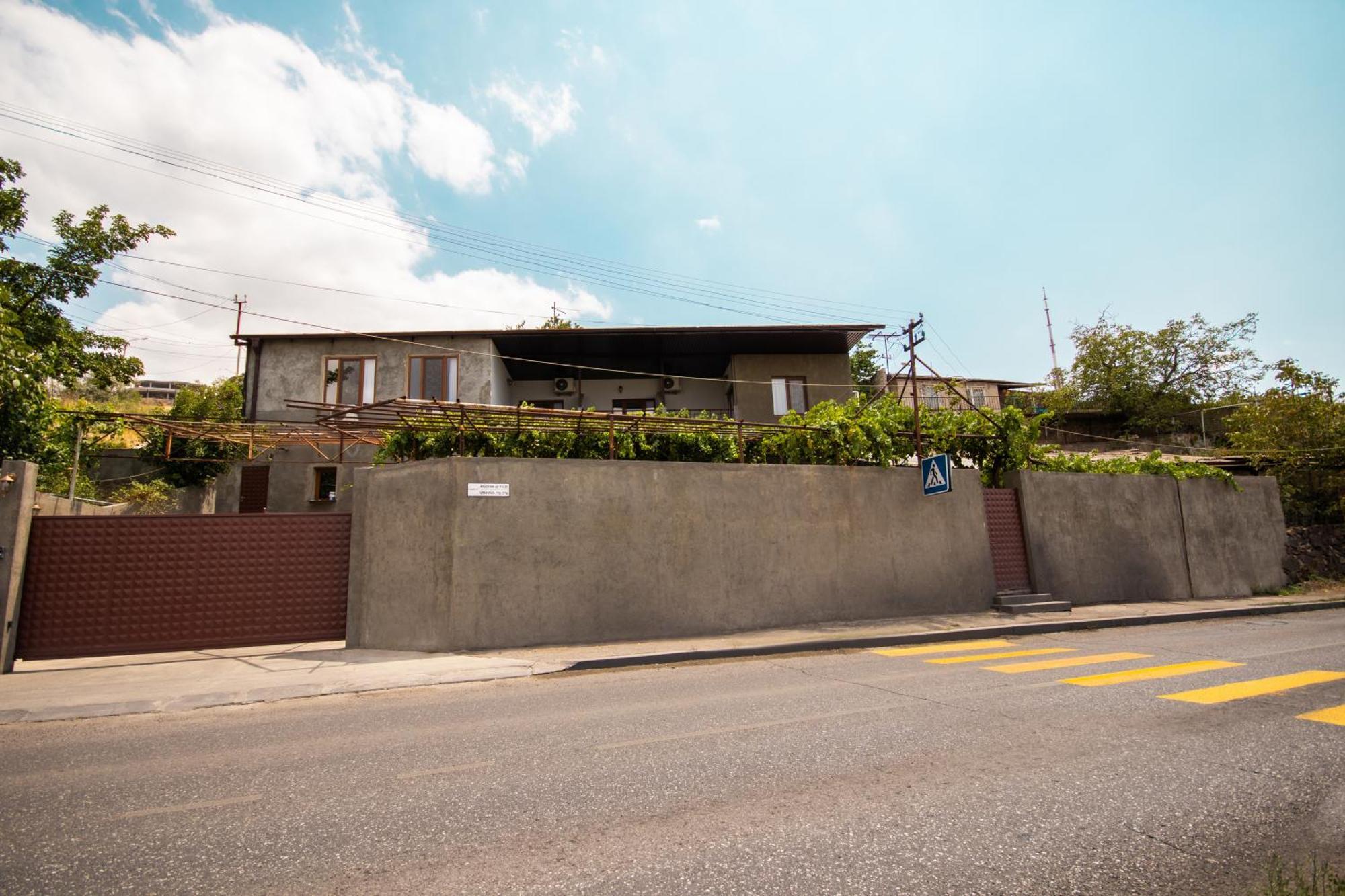 Hillside Guest House Yerevan Luaran gambar